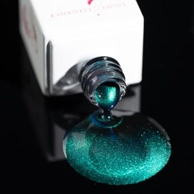 Daydream turquoise cat eye gel